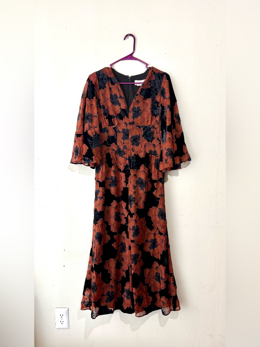 Anthropologie Black and Rust Floral Velvet Midi Dress Size 4